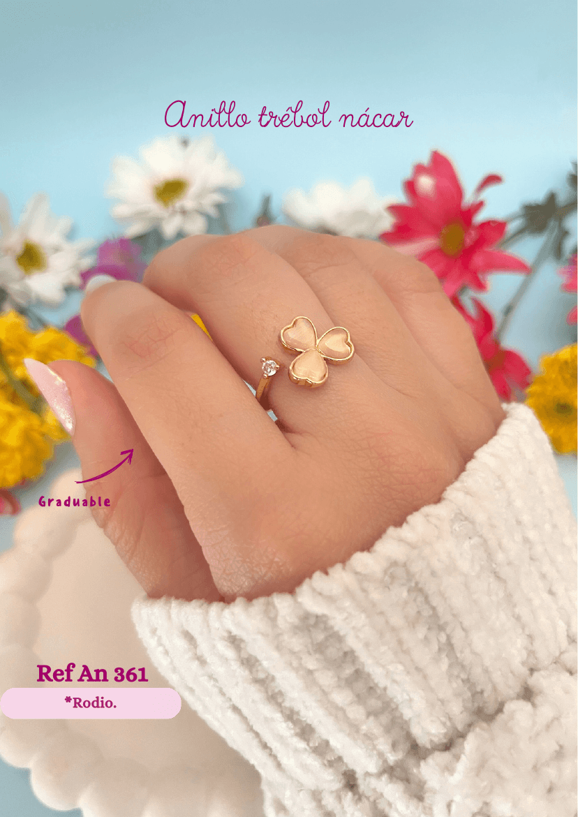 Anillo trébol nácar